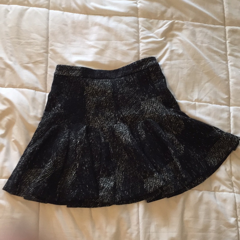 BANANA REPUBLIC HIGH WAISTED FLARE SKIRT